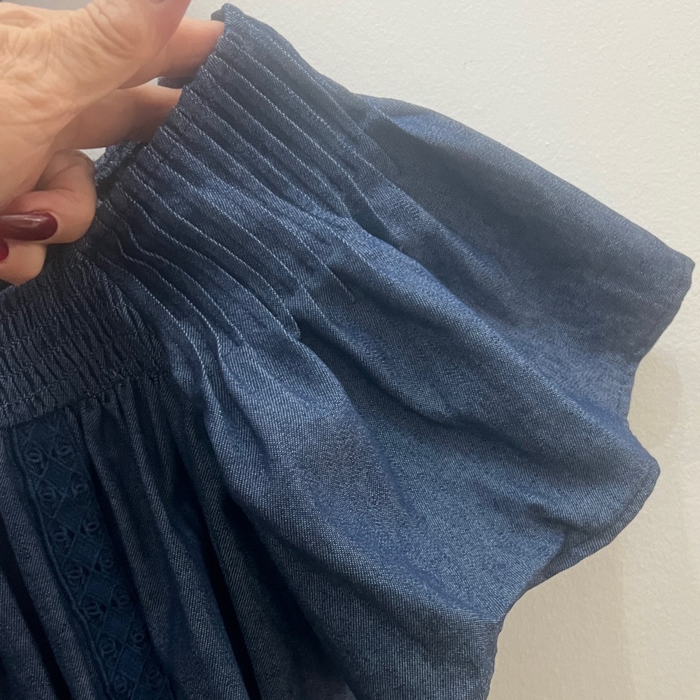 Elegant Navy Off-Shoulder Blouse - Picture 2 of 5